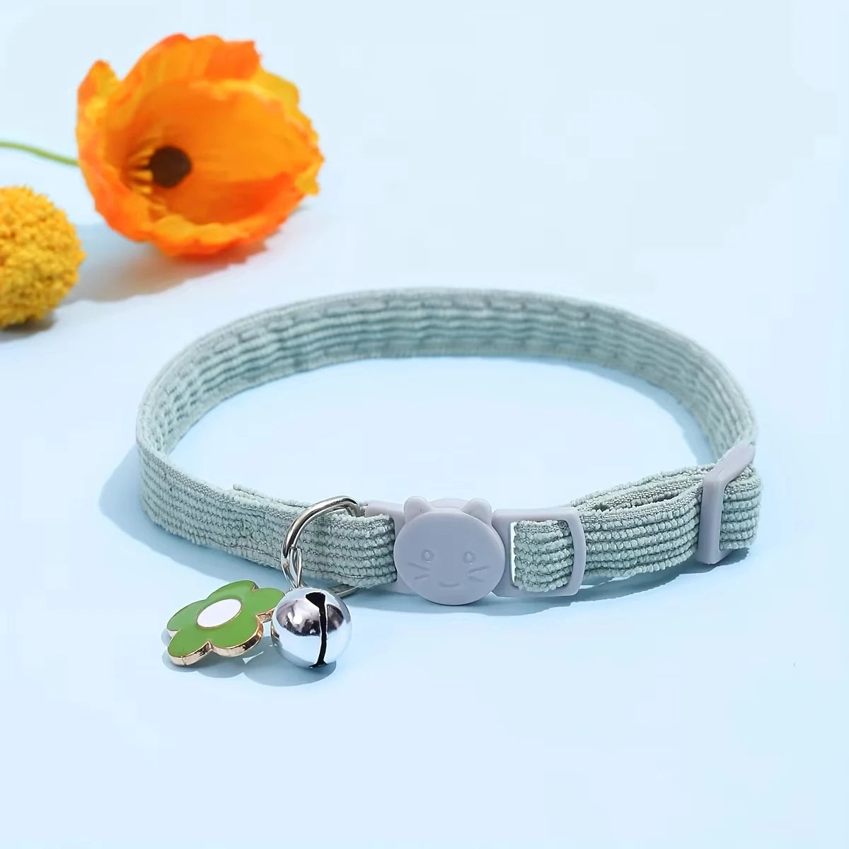 Adjustable Cat Collar with Bell, Safety Snap Hook, Polyester Material, Small Breed Recommended, Flower Charm Design
